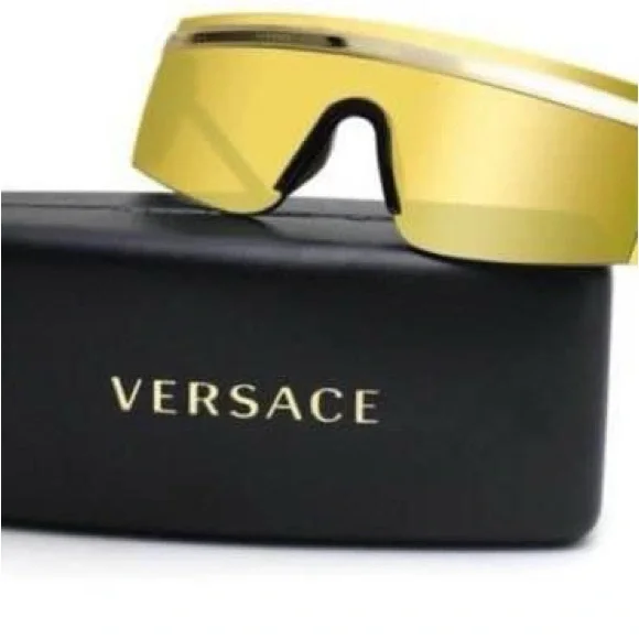 Authentic VERSACE sunglasses gold little use Amazon.com: Versace Unisex Sunglasses Gold Frame, Clear  main image 4